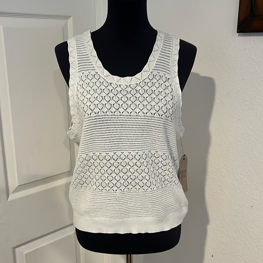 Frye & Co knot top nwt